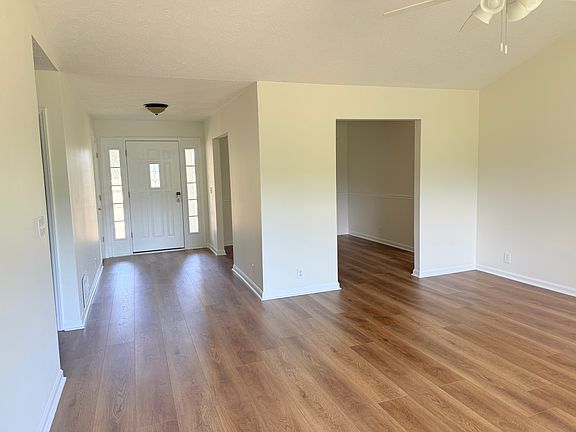 4th image of 4925 Bear Bluff Rd