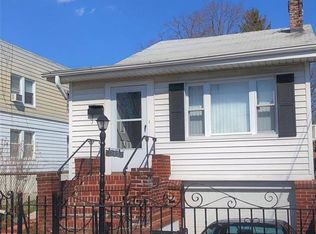712 Edison Ave, Bronx, NY 10465