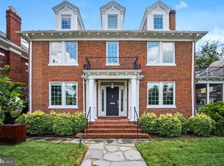 1610 Crittenden St NW, Washington, DC 20011