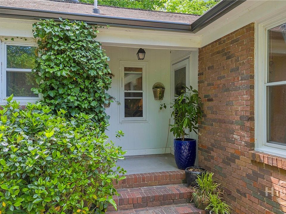 1st image of 480 Somerset Drive