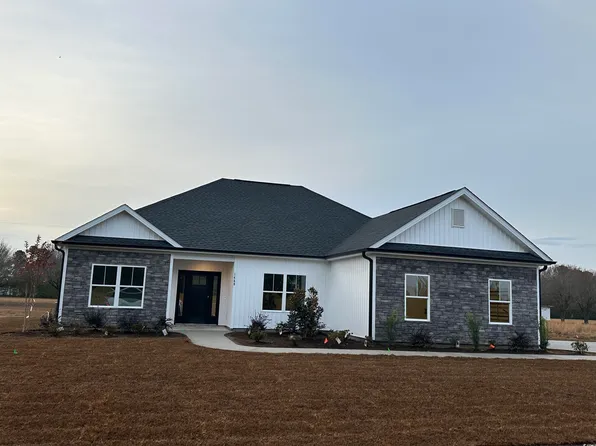 1468 Simpson Creek Dr., Loris, SC 29569