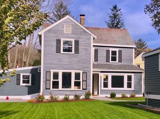 3 Loneys Ln, Ipswich, MA 01938