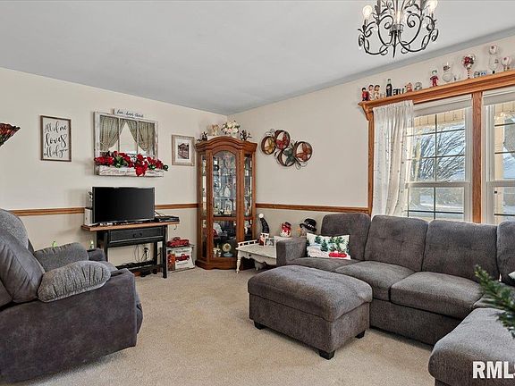 5th image of 1005 N Park Ave
