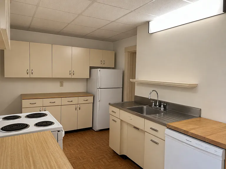 132 E. Lemon St. — Photo 13
