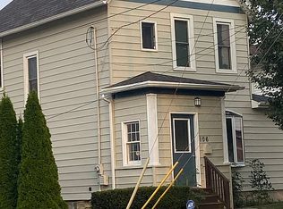 196 N Grandview Ave, Dubuque, IA 52001