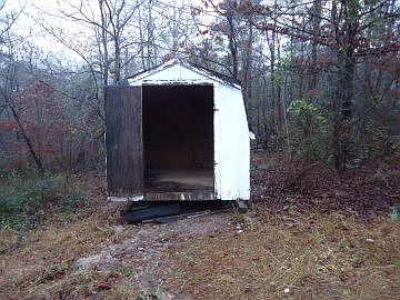 2nd image of 121 River Bend Dr