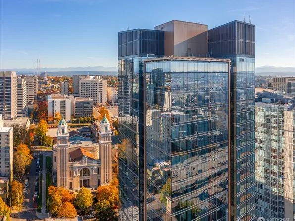 800 Columbia Street #703, Seattle, WA 98104