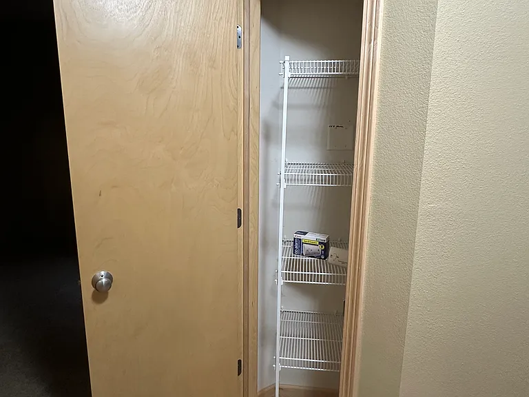 1092 Walnut Ave #210 — Photo 8