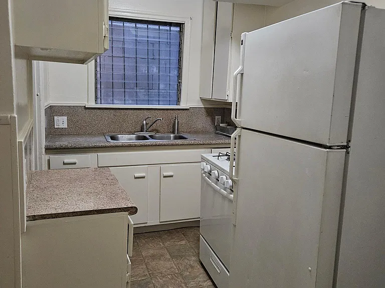 3109 Berkeley Ave — Photo 6