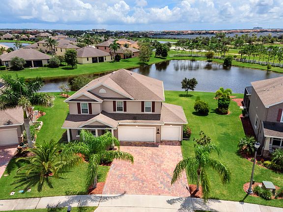 2nd image of 3858 Hollisten Cir