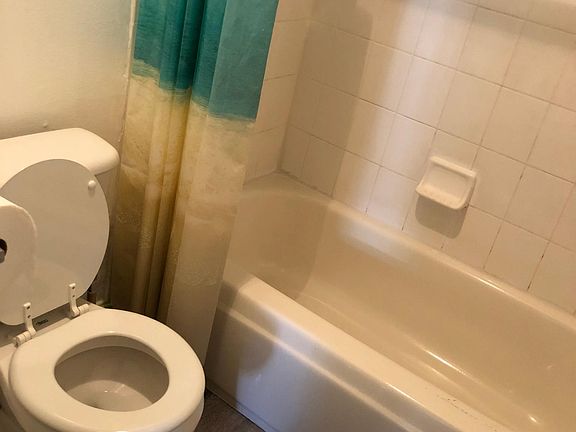 4th image of 23617 Golden Springs Dr #K-15