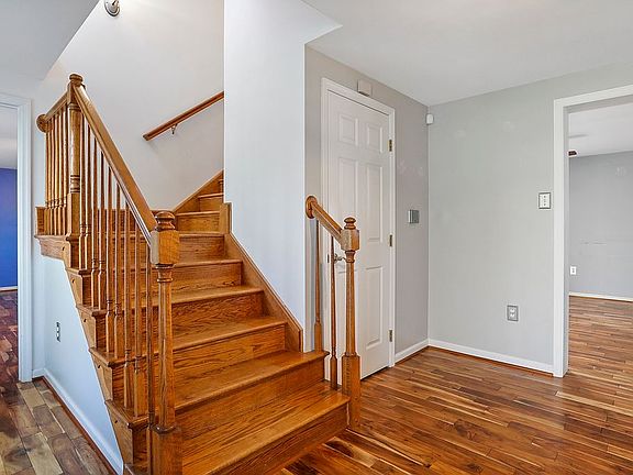 2nd image of 427 Uvilla Estates Dr