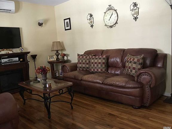 3rd image of 33 E Hamilton Ave