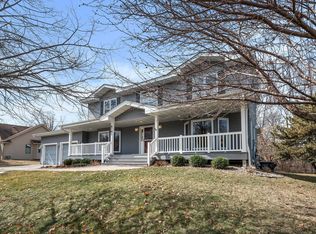 6781 129th St W, Apple Valley, MN 55124