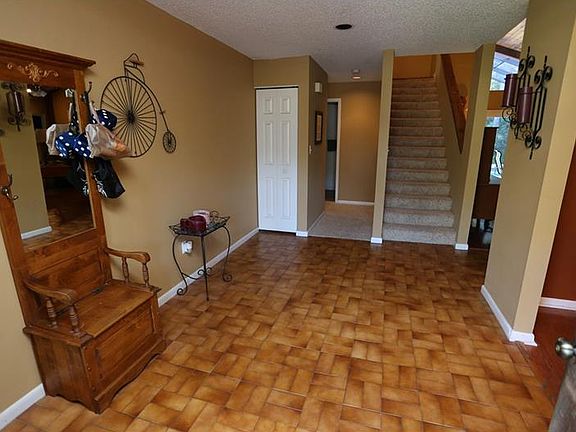 5th image of 16501 Ashwood Dr