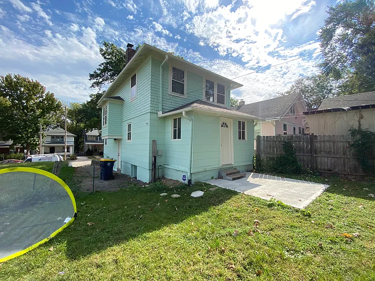 3914 Genessee St — Photo 17