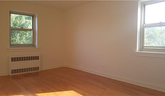 4th image of 13509 83rd Ave #5C