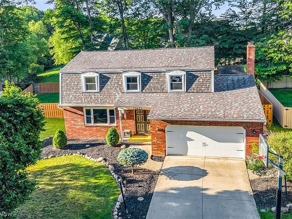 1st image of 20685 Chestnut Dr