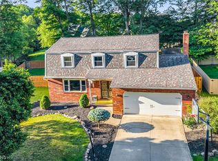 20685 Chestnut Dr, Strongsville, OH 44149