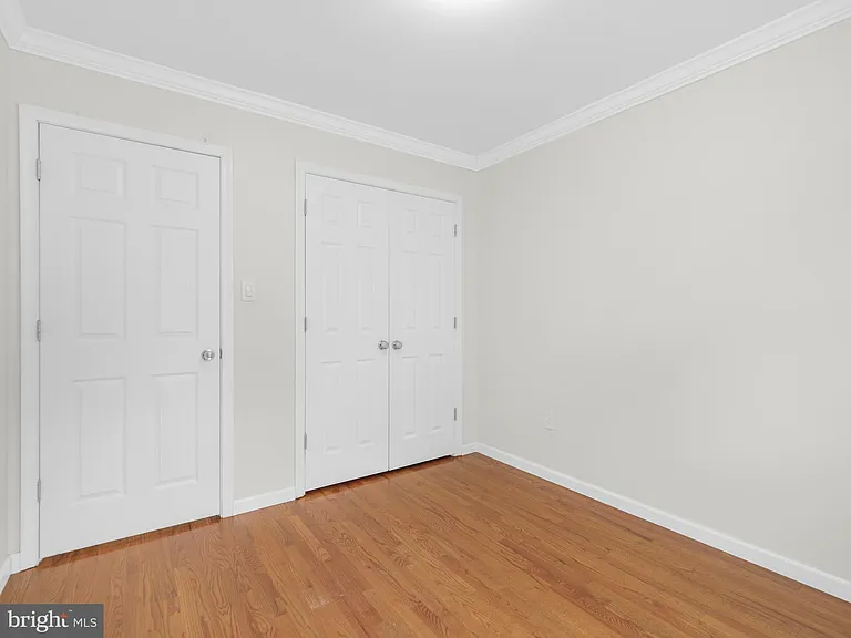 14204 Woodcrest Dr — Photo 35