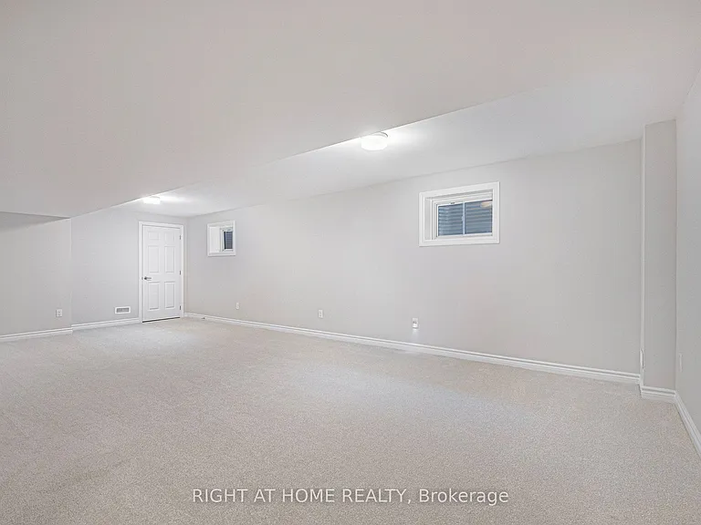 332 Peninsula Rd — Photo 12