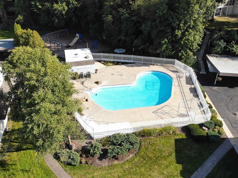 2nd image of 10075 N Turkey Creek Rd APT 57