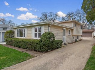 3924 N Lincoln St, Westmont, IL
