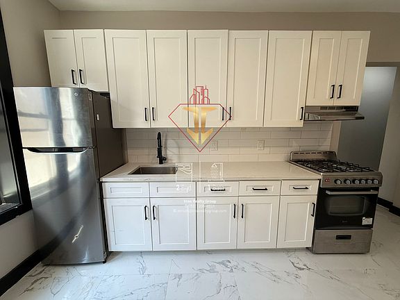 2nd image of 55 Lincoln St #206A
