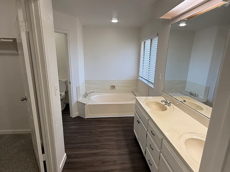 1808 Tartarian Way — Photo 15