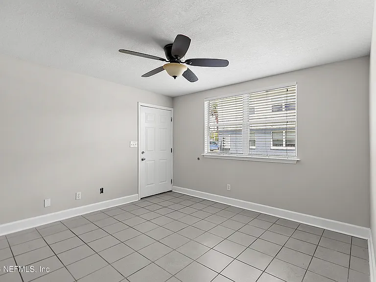 1511 4th St N #2 — Photo 3