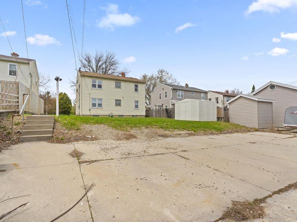 3000 South 61st STREET, Milwaukee, WI 53219