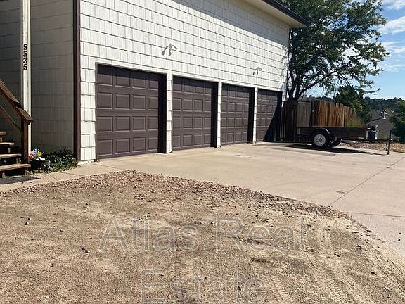 2nd image of 5535 Fiesta Ln #A