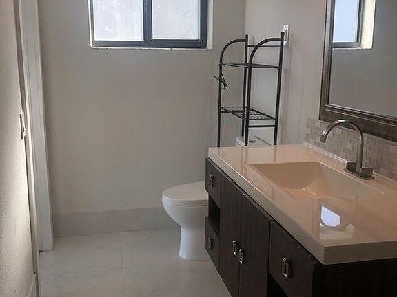 5th image of 7845 NE Bayshore Ct #318
