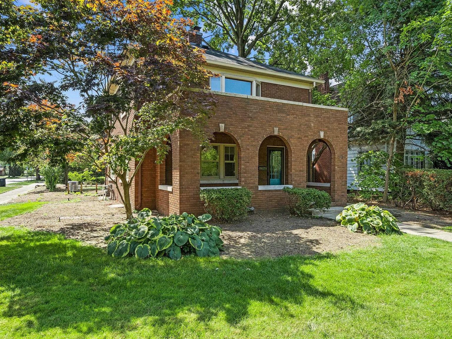 218 E Angela Blvd, South Bend, IN 46617 Zillow