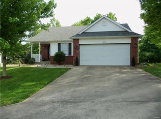 303 Bayside Ct, Glen Carbon, IL