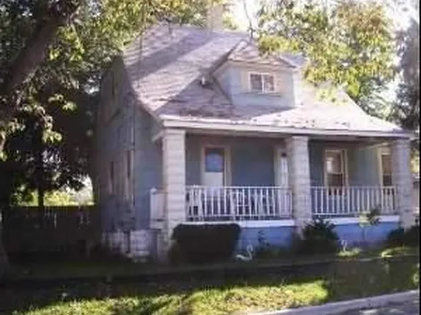 416 Fairbanks Ave, Joliet, IL 60432