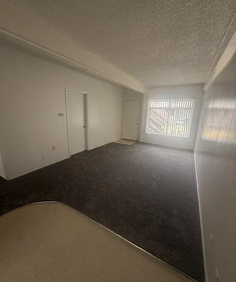 723 N F St #B — Photo 2