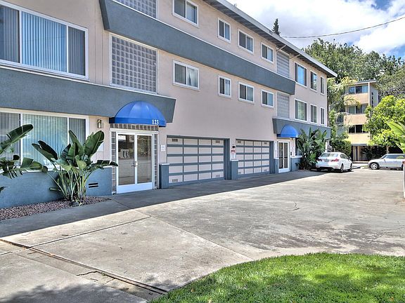 2nd image of 123 N El Camino Real #Z1j4ck0st
