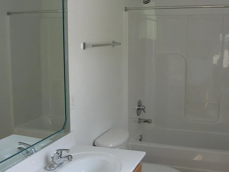 605 S Allen Ave — Photo 12