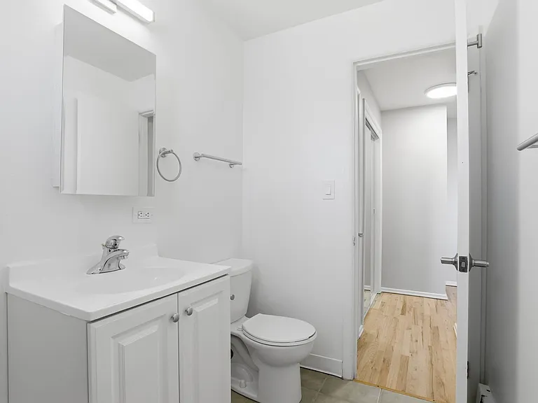 1557 S Ash Street — Photo 32