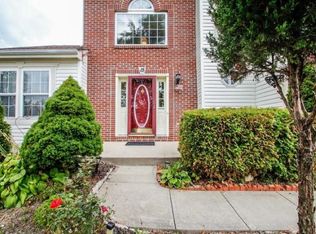 15 Knob Ct, Pataskala, OH 43062