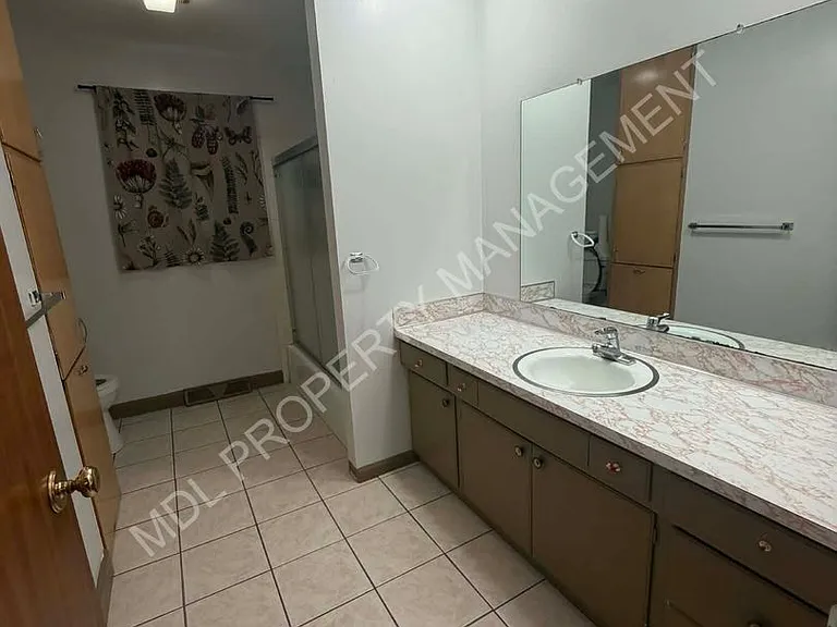 4343 W Michigan Ave — Photo 10