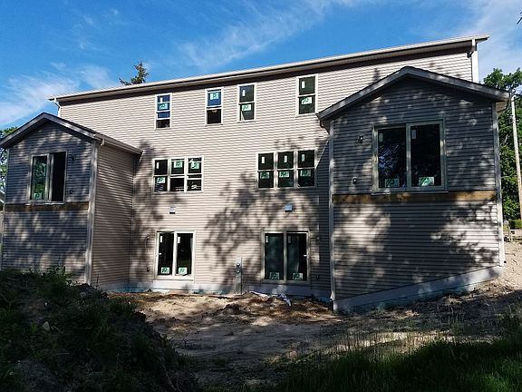 2nd image of 241-243 N Watertown St #69BEADCE6