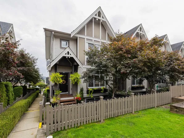 6588 195a St #34, Surrey, BC V4N 6N5
