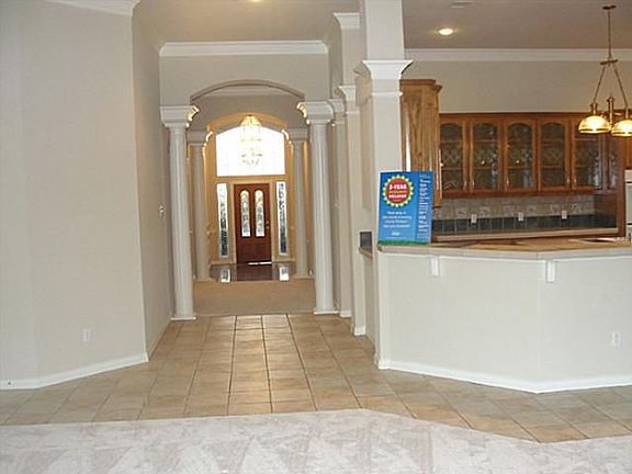 3rd image of 2888 Lago Vista Ln