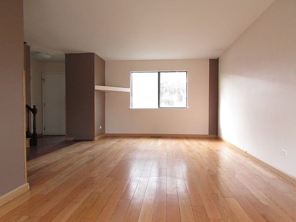 Additional Living Room