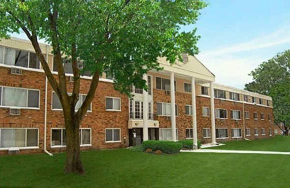 5th image of 8848 Goodrich Rd #1-109