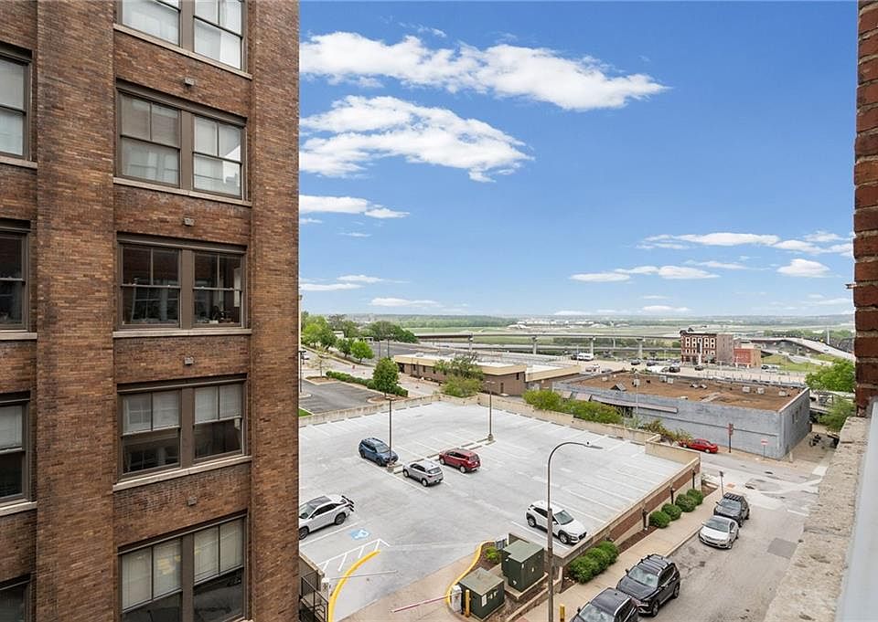 1st image of 712 Broadway Blvd #401