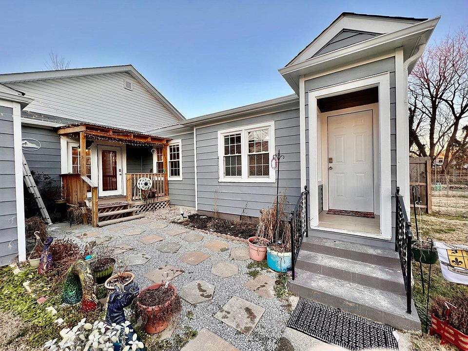 1st image of 618 E Hill St #2