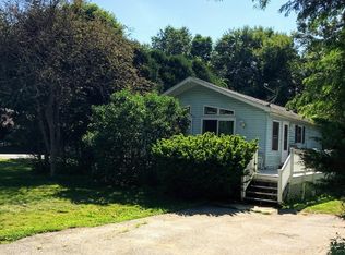 17 Beach Rd, Copake, NY 12516